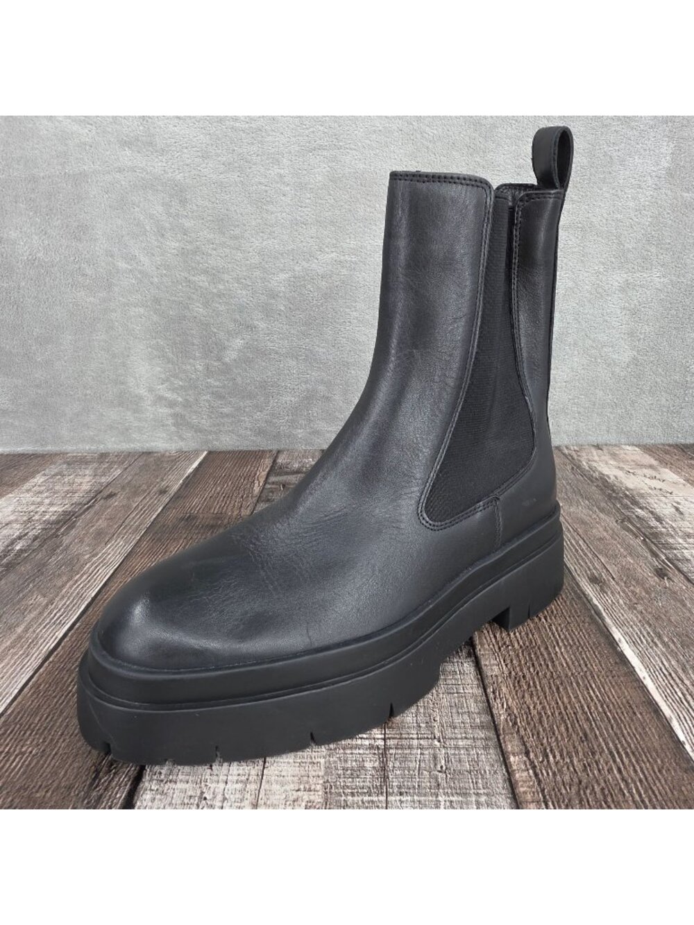 Zara Pull On Chelsea Ankle Boots 6.5 37 Black Leather Chunky Lug Grunge Gothic